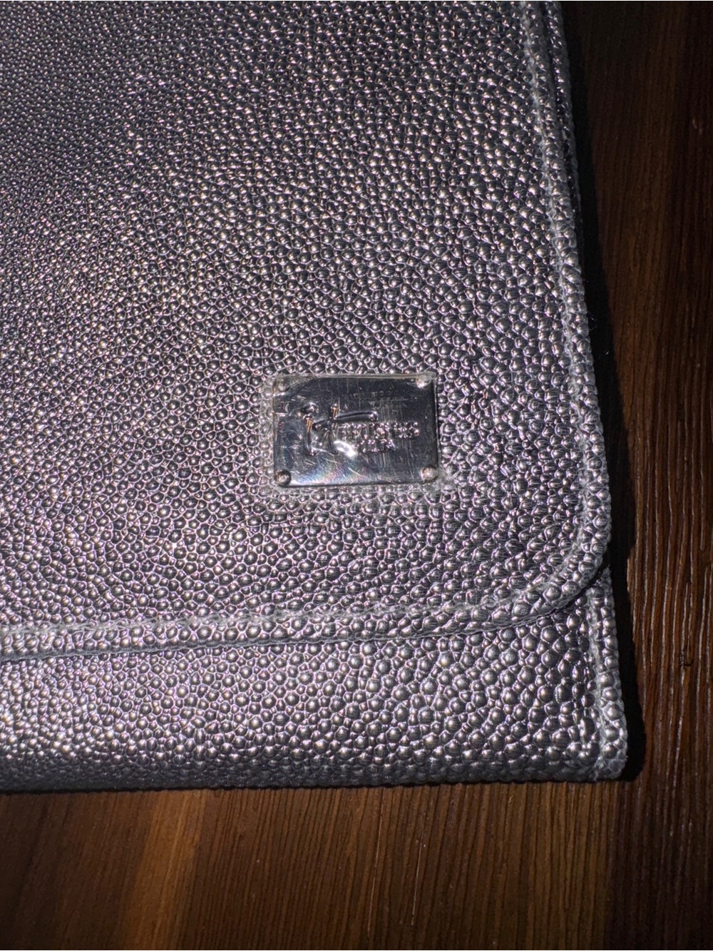 NEW BRAHMIN Silver Metallic Textured Envelope Clutch Organizer - Picture 9 of 11